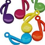 Martisoare din plastic note muzicale colorate-220buc