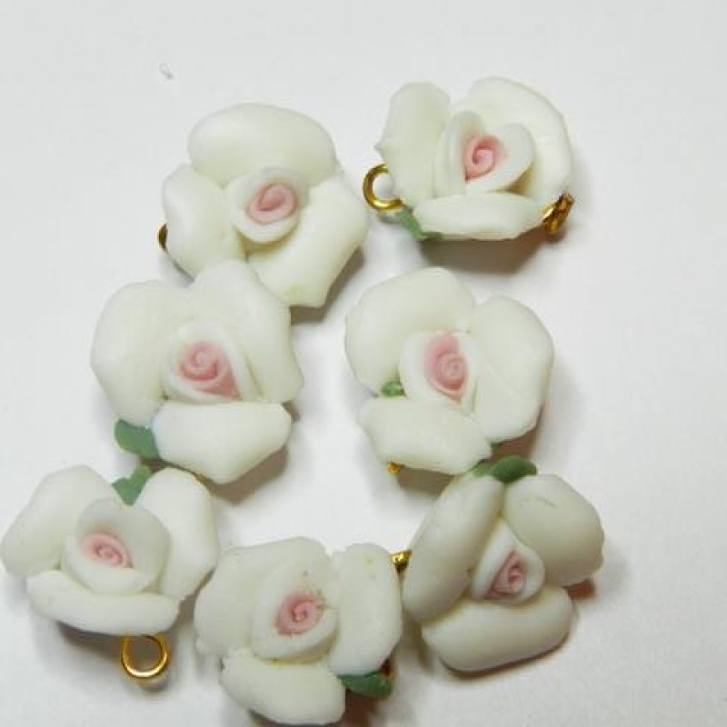 Martisor Trandafir Alb din FIMO-70 buc