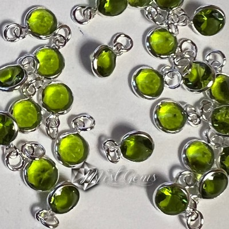 Charm  (mic pandantiv) din Argint 925 -Contur din Argint-Cubic Zirconia Verde Chartreuse-5mm -1buc