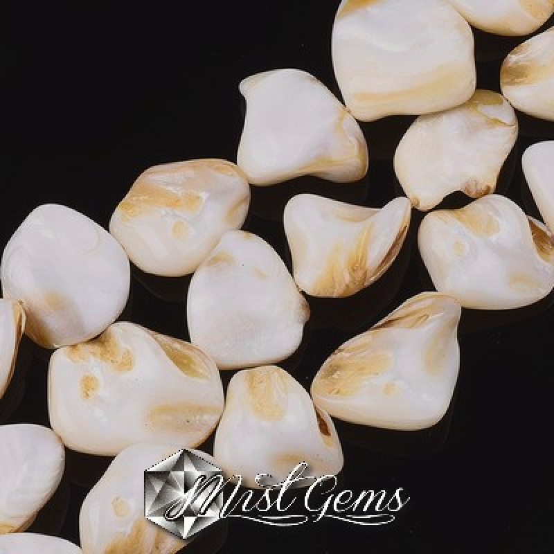Perle din scoica de apa dulce,crem 15~22x14~20x7~11mm,1 sir
