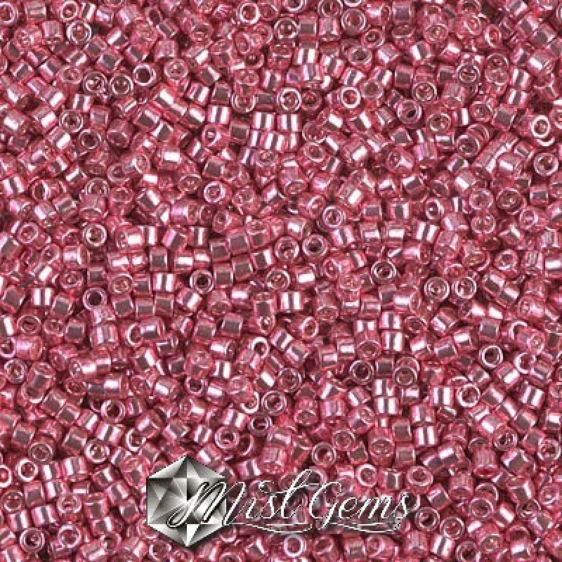 Delica 11/0 DB 0420 Galvanized Dark Coral