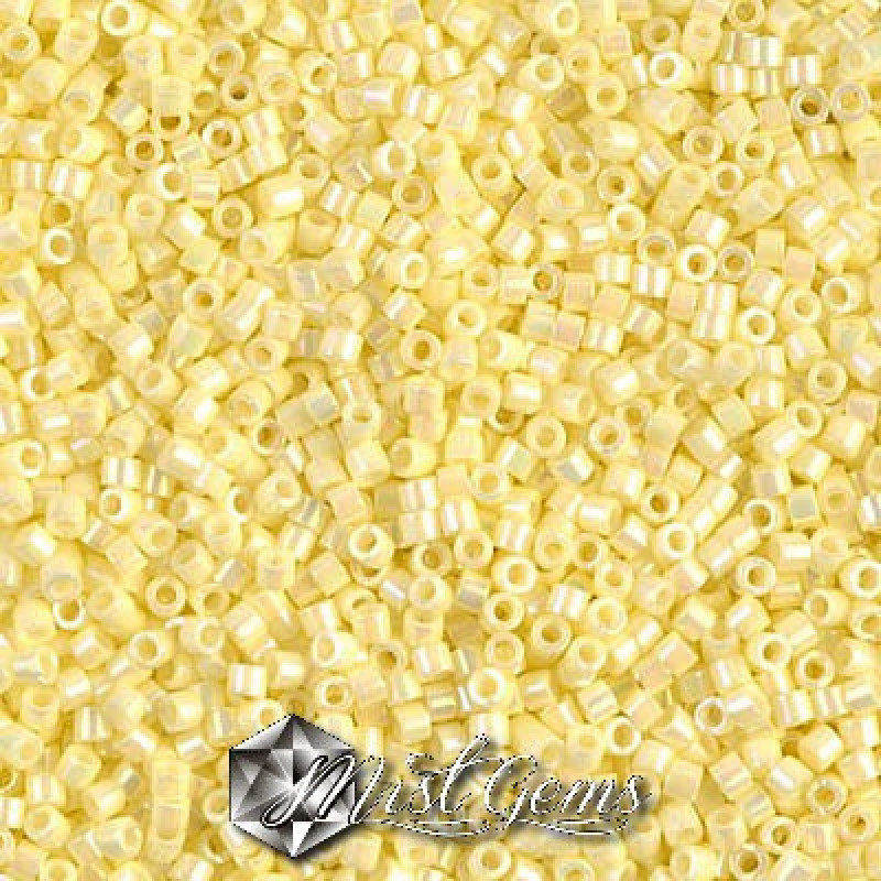 Delica 11/0 DB 1501 Opaque Pale Yellow AB