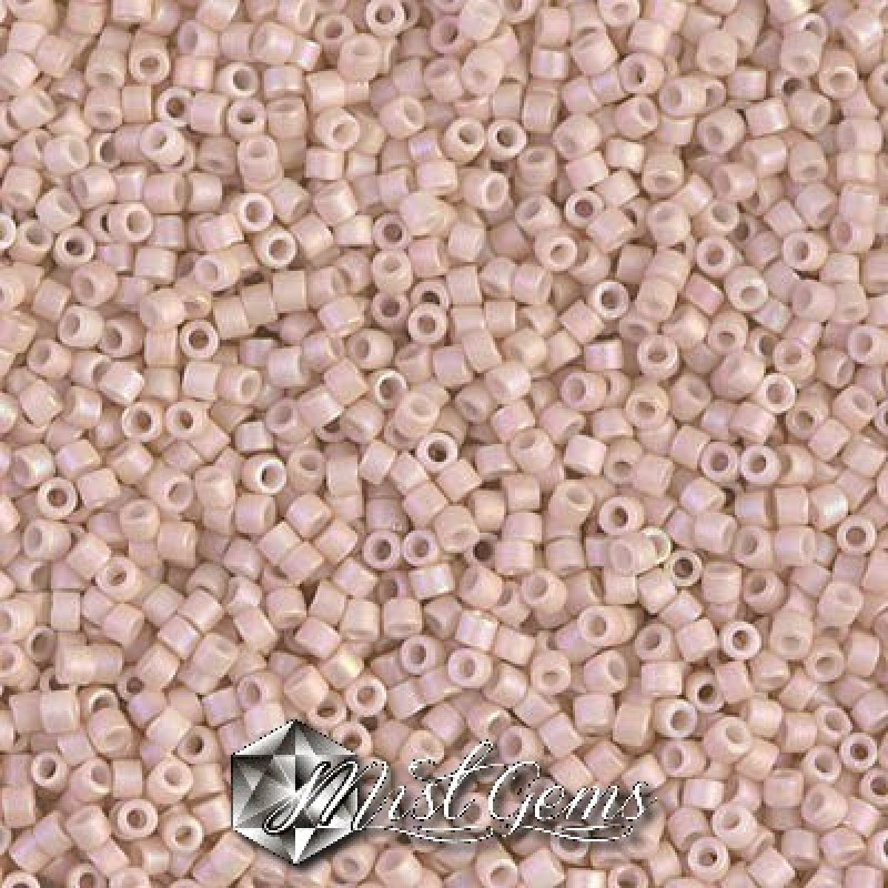 Delica 11/0 DB 1525 Matte Opaque  Pink Champagne AB