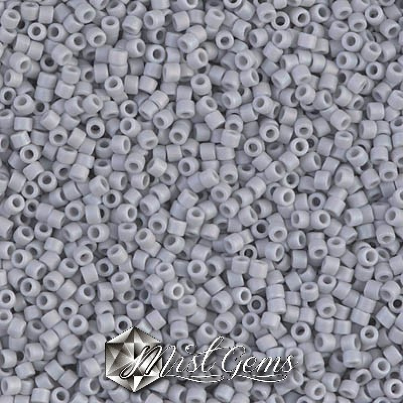 Delica 11/0 DB 1598 Matted Opaque Ghost Grey AB
