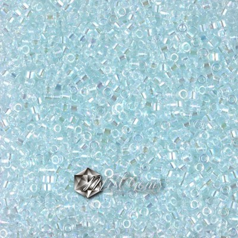 Delica 11/0 DB 0083 (DB83) Lined Light Aqua AB