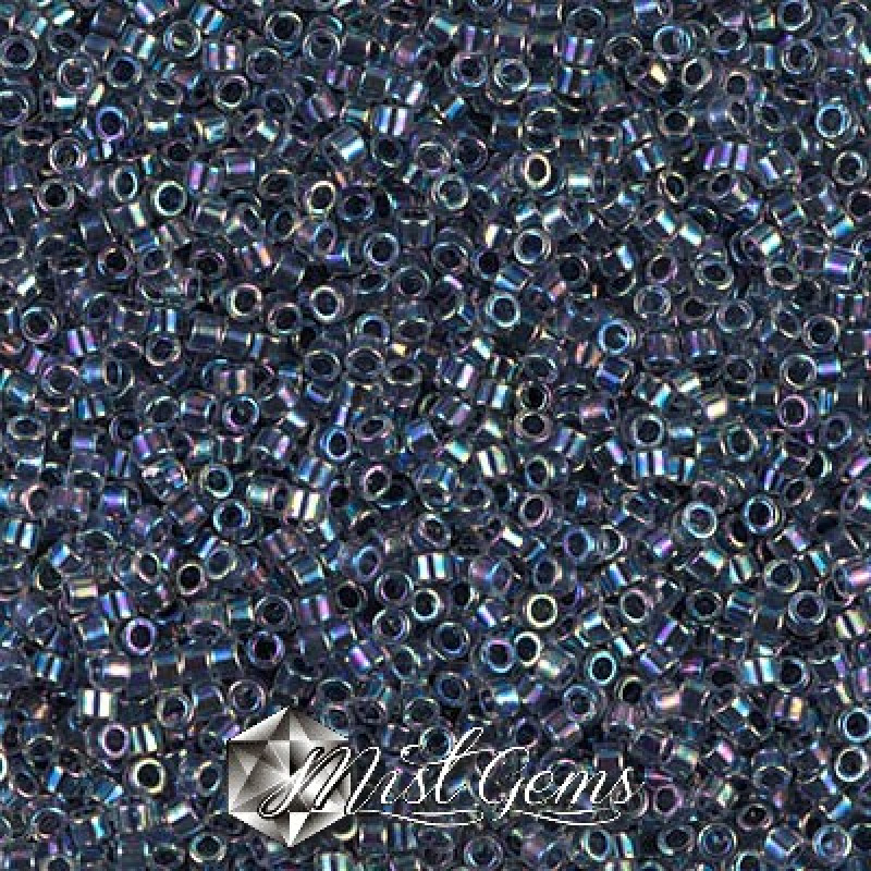 Delica 11/0 DB 0086 (DB86) Lined Dark Blue AB