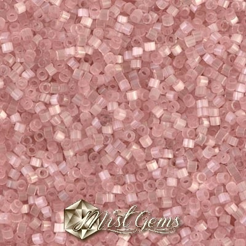 Delica 11/0 DB 0678(DB678) Antique Rose Silk Satin
