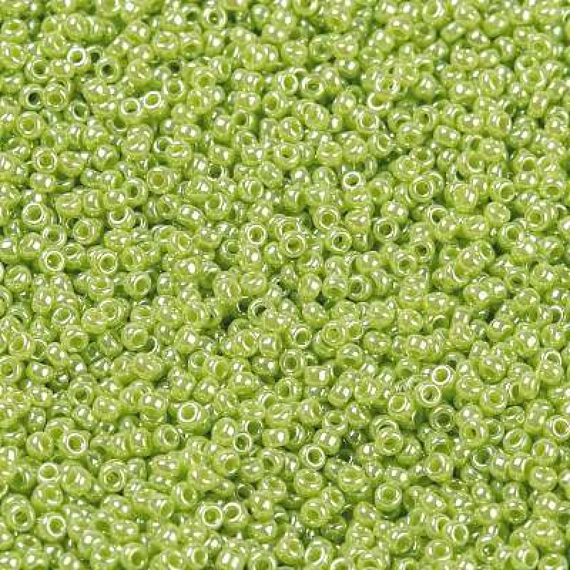 Miyuki Round Rocailles 11/0 RR-0439 Opaque Chartreuse Luster