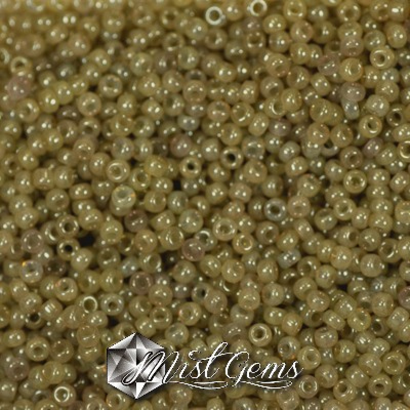 Miyuki Round Rocailles 11/0 RR-2374 Ceylon Translucent Celery