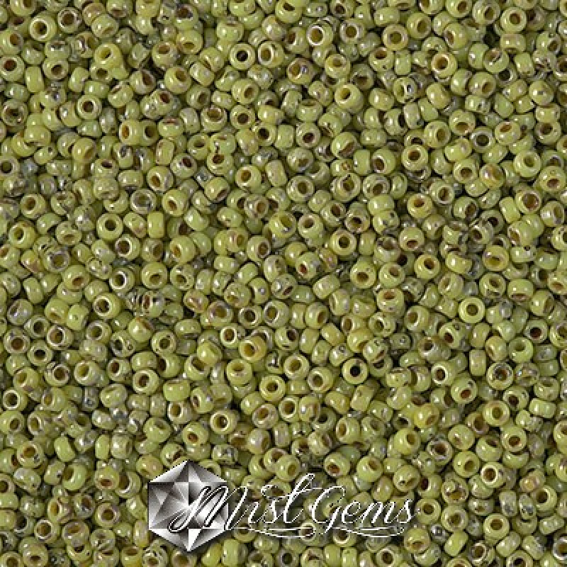 Miyuki Round Rocailles 4515-15/0 RR 4515 Picasso Opaque Chartreuse
