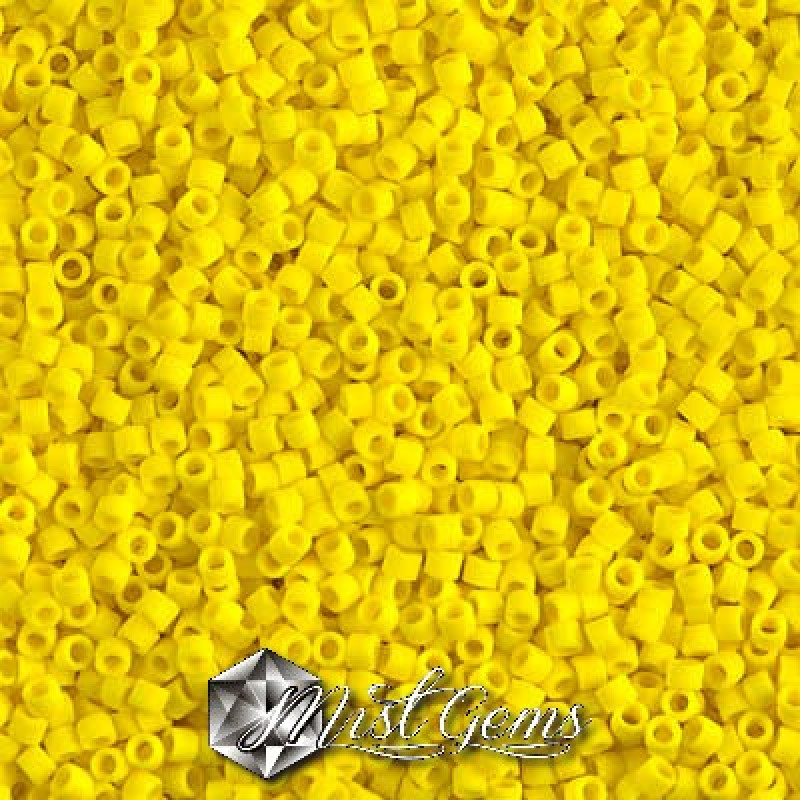 Delica 11/0 DB 0751 Opaque Yellow Matted
