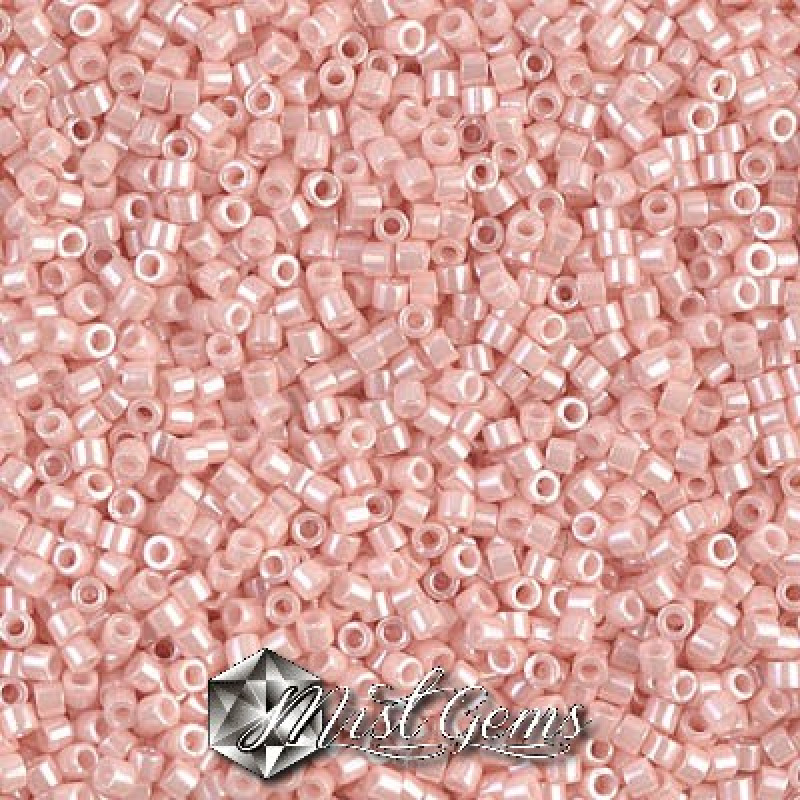 Delica 11/0 DB 1533 Opaque Light Salmon Ceylon