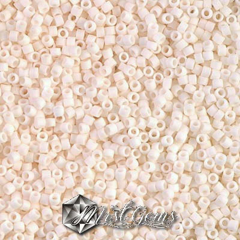 Delica 11/0 DB 1510 Matted Opaque Bisque White