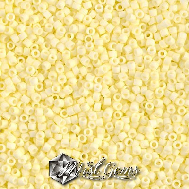 Delica 11/0 DB 1511 Matted Opaque Pale Yellow