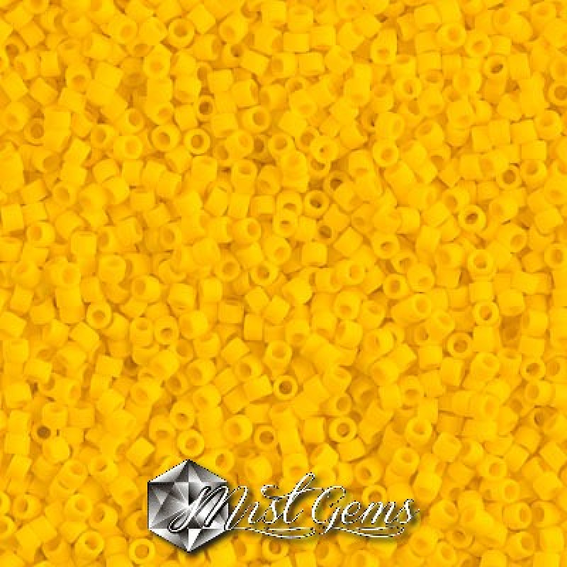Delica 11/0 DB 1582 Matted Opaque Canary