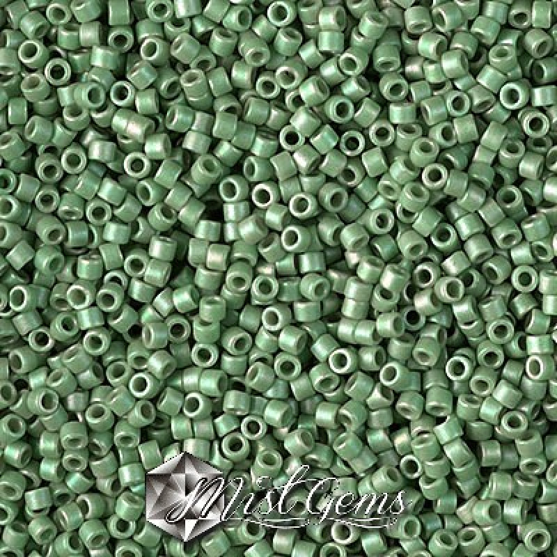 Delica 11/0 DB 2313 Matted Opaque Glazed Sea Opal AB
