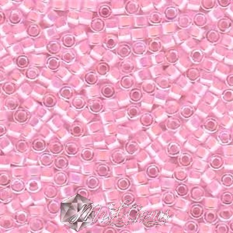 Delica 11/0 DB 0055 (DB55) Lined Pale Pink AB