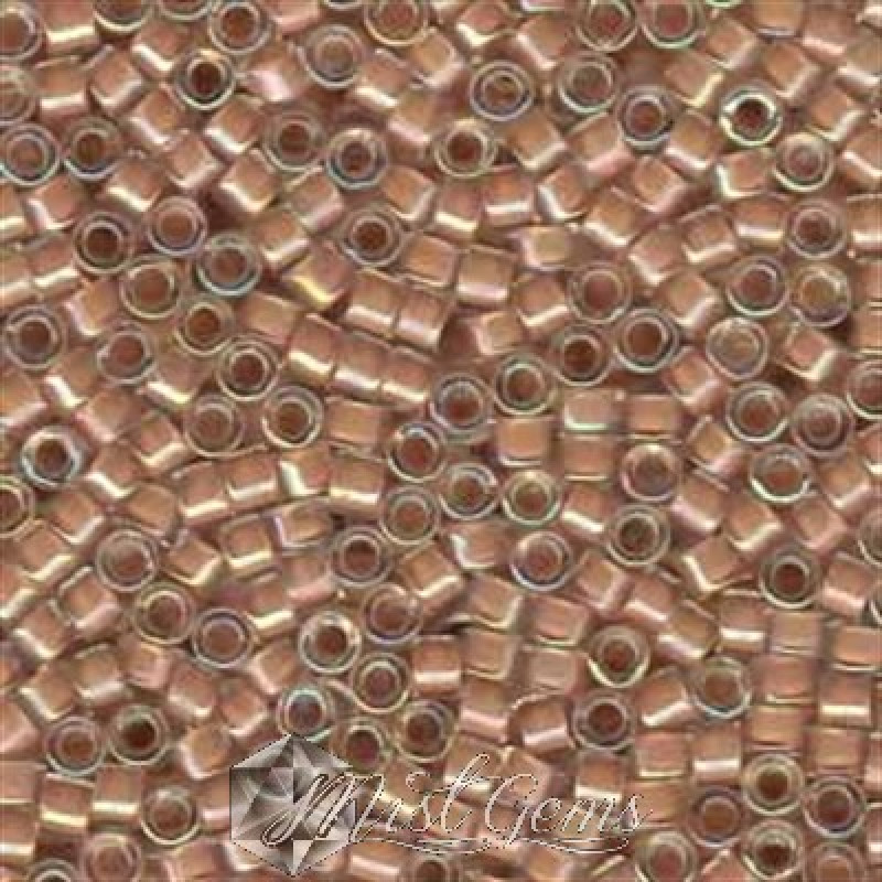 Delica 11/0 DB 0069 (DB69) Lined Beige AB