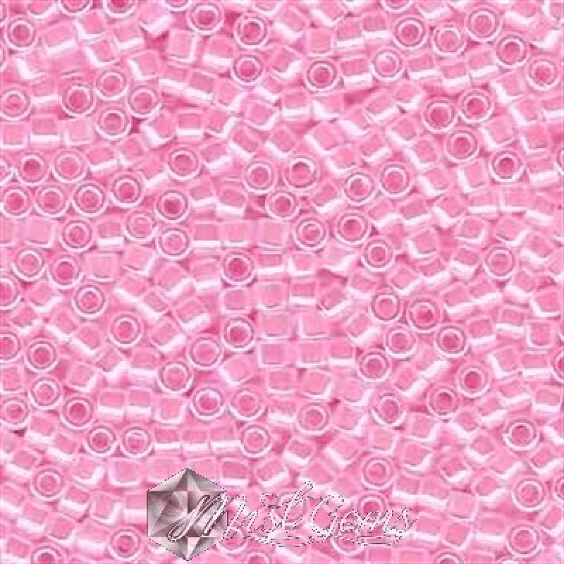 Delica 11/0 DB 0244 Lined Crystal Light Pink