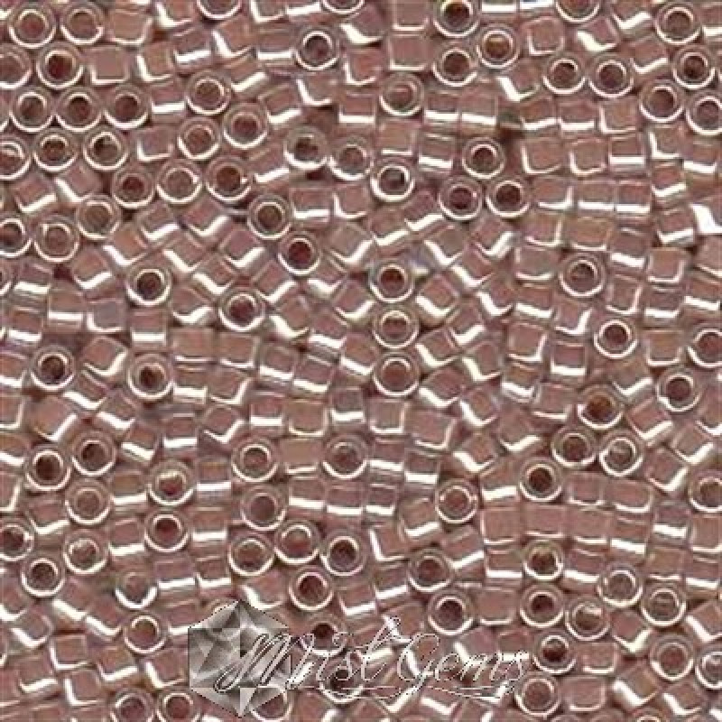 Delica 11/0 DB 0256 Lined Crystal Taupe