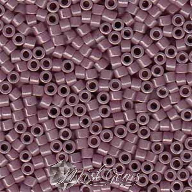 Delica 11/0 DB 0265 Opaque Lilac Glazed Luster
