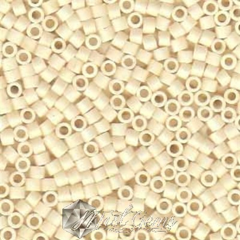 Delica 11/0 DB 0352 Cream Matted