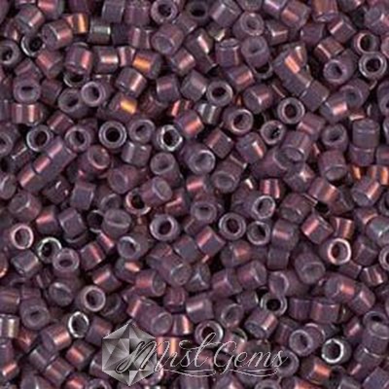Delica 11/0 DB 1012 Raspberry Luster