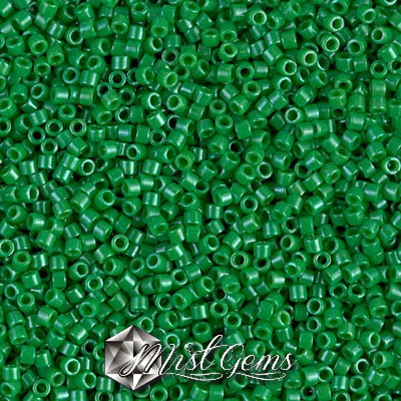 Delica 11/0 DB 0655 Dyed Opaque Kelly