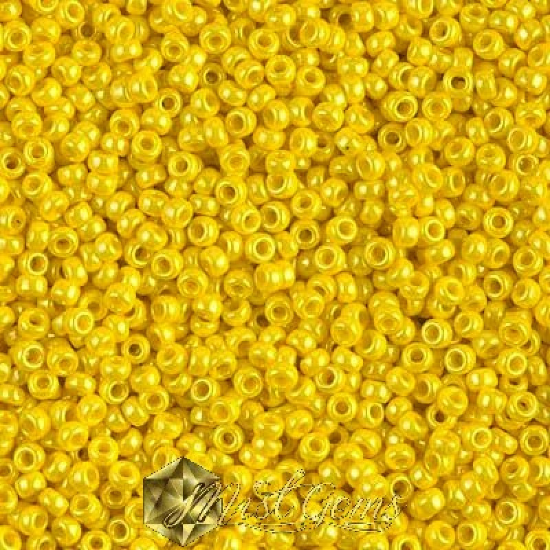 Miyuki Round Rocailles 11/0 RR-0422 Opaque Yellow Luster